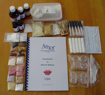 Mineral Makeup Complete Lip Kit